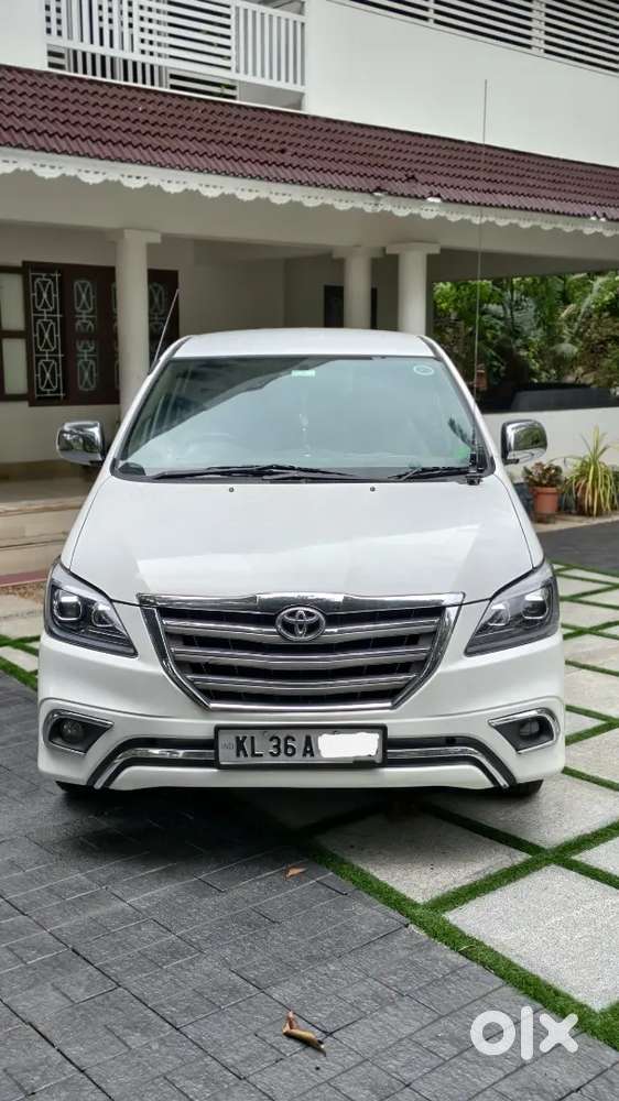 Toyota Innova 2010