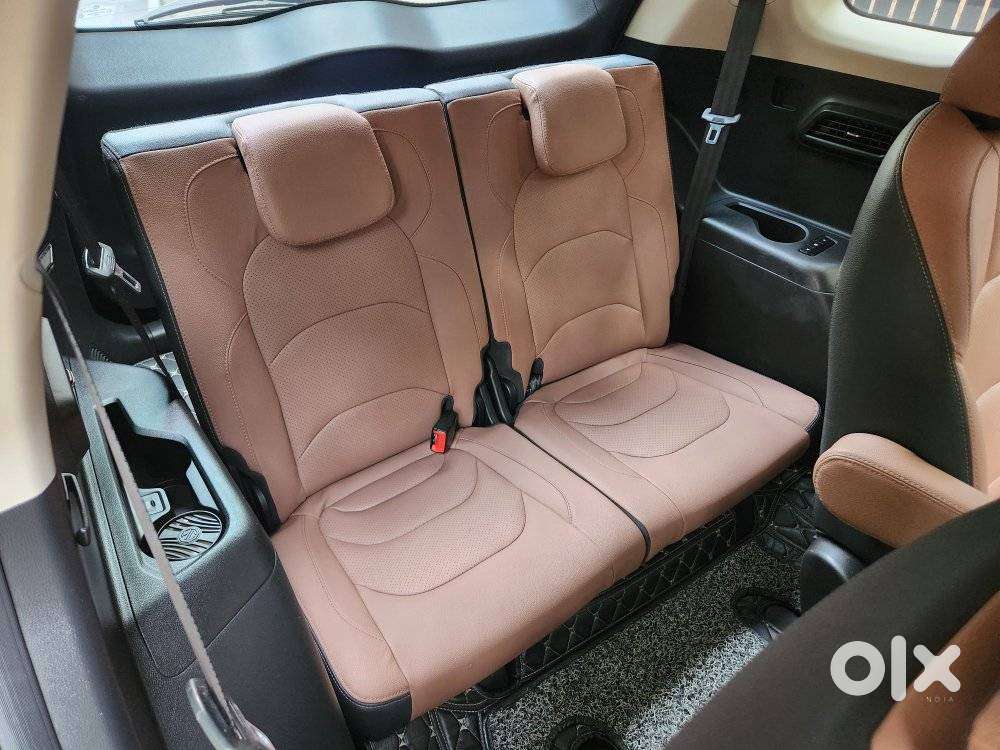 Mg Hector Plus Sharp Pro 1.5 Turbo Petrol Cvt 7 Str, 2023, Petrol