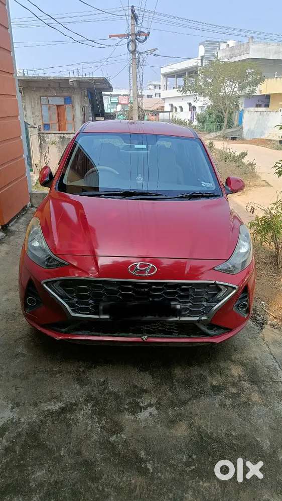 Hyundai Aura 2020 Petrol 98000 Km Driven