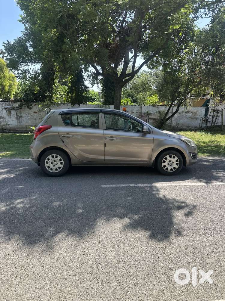 Hyundai I20 Sportz 1.2 Bs-iv, 2013, Diesel