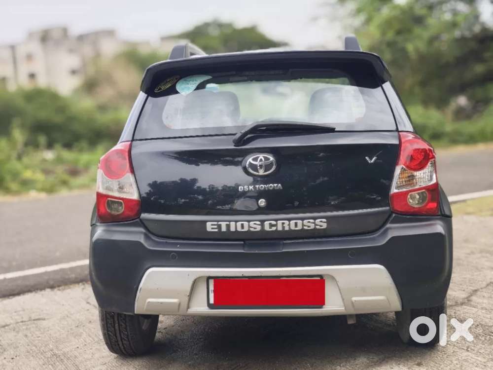 Toyota Etios Cross 1.5l V, 2015, Petrol