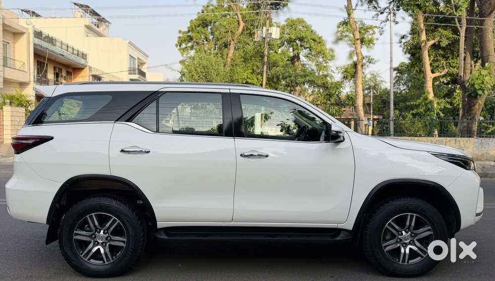 Toyota Fortuner 4x2 At 2.8 Diesel, 2022, Diesel