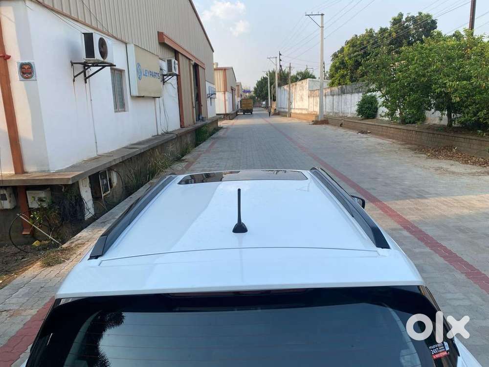 Mahindra Xuv 3xo Ax5l 2024 Petrol Well Maintained