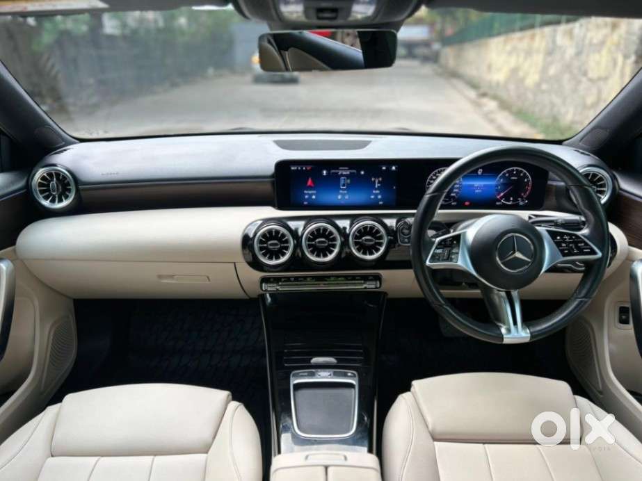 Mercedes-benz A-class Limousine 200, 2024, Petrol