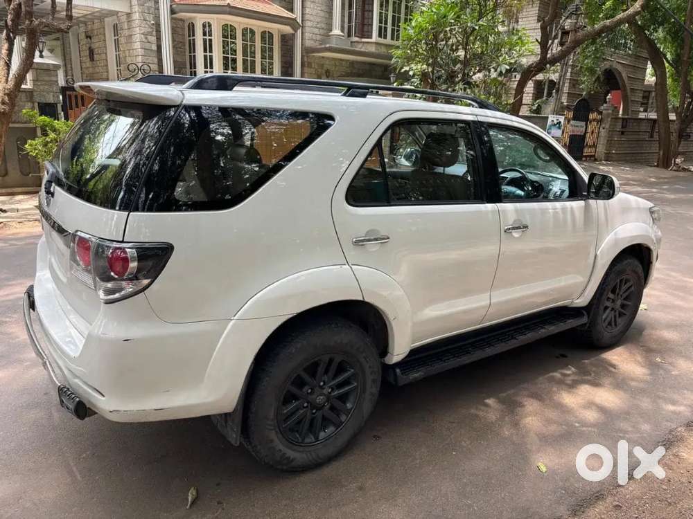 Toyota Fortuner 2015 Diesel Well Maintained