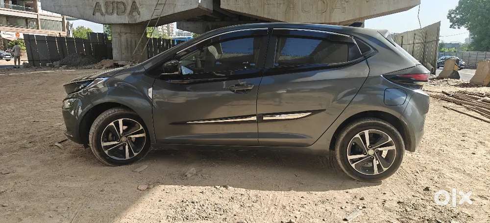 Tata Altroz Xz+ S Sunroof Diesel.