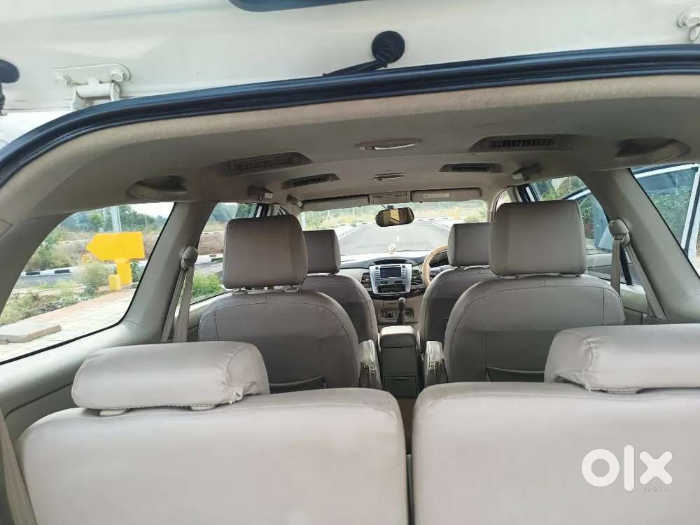 Toyota Innova 2014 Diesel 99000 Km Driven
