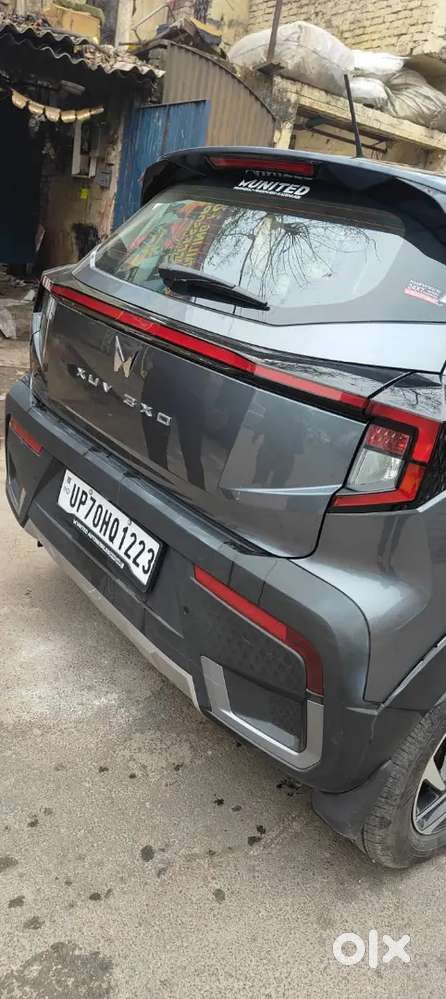 Mahindra Xuv Petrol 2025