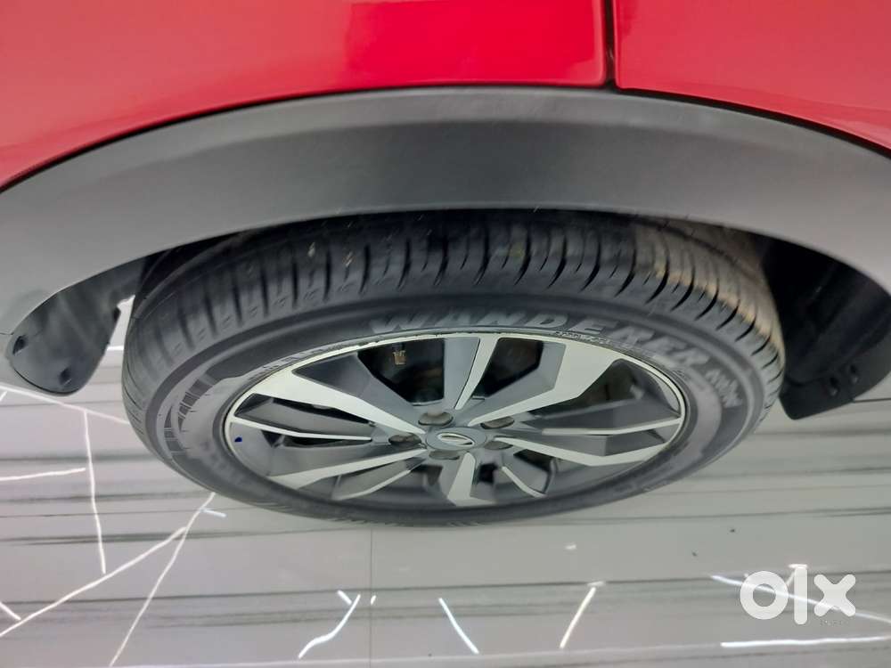 Mahindra Xuv300 W8 Option, 2021, Petrol