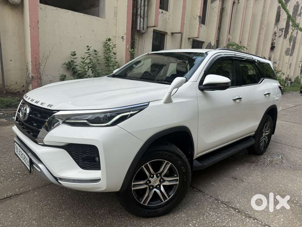 Toyota Fortuner 4x2 Mt 2.7 Petrol, 2024, Petrol