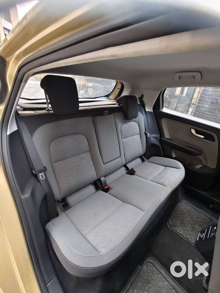 Tata Altroz 1.2 Xz Plus Rtn Dct, 2021, Petrol