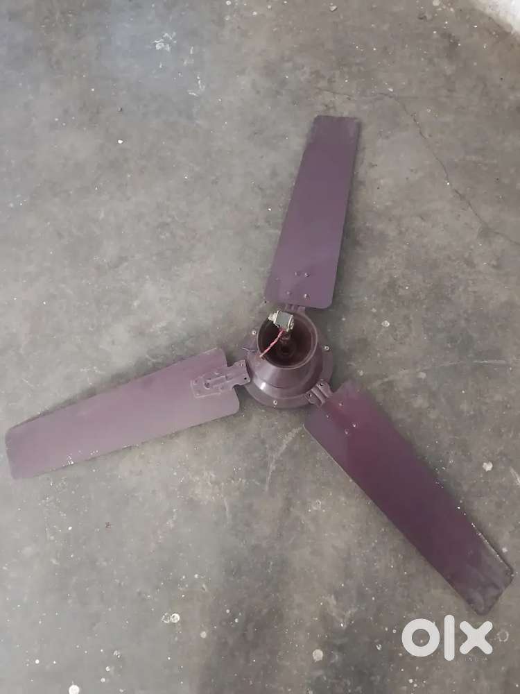 Used 3 based ceiling fan working condition