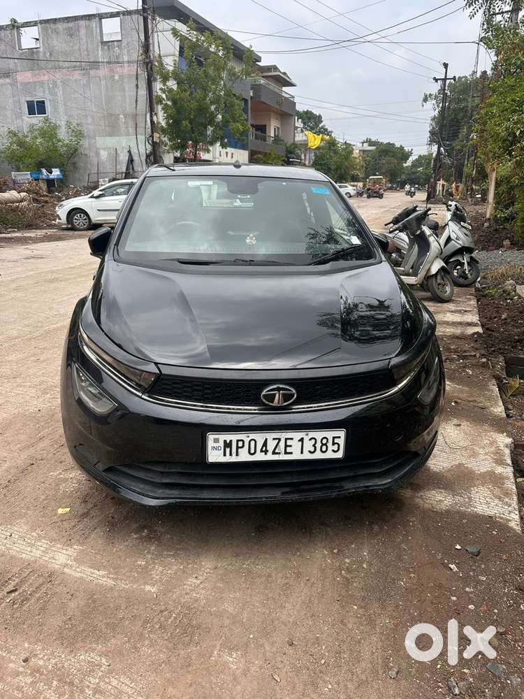 Tata Altroz Petrol 2022