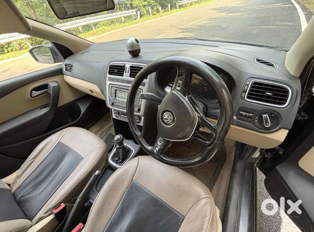 Volkswagen Polo Petrol Highline 1.2l, 2014, Petrol