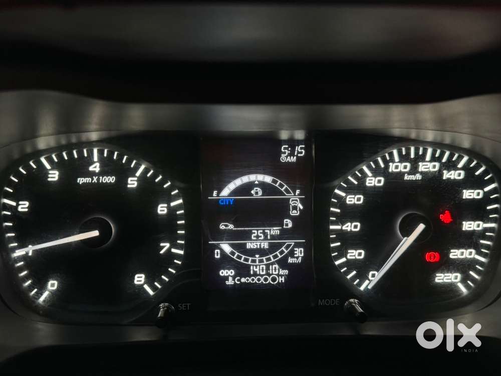 Tata Altroz Petrol Manual 2024 Car