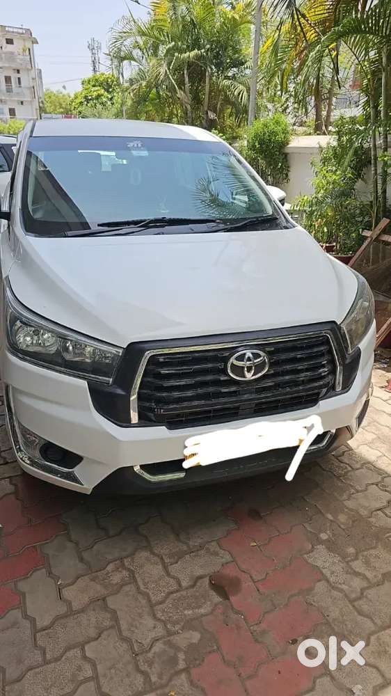 Toyota Innova Crysta 2017 Diesel Manual