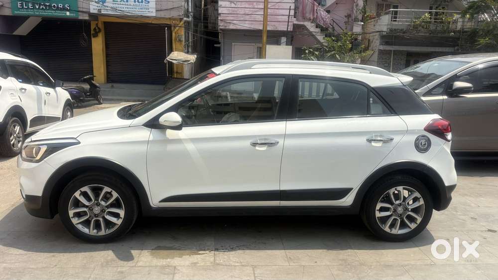 Hyundai I20 Active Sx Petrol, 2017, Petrol