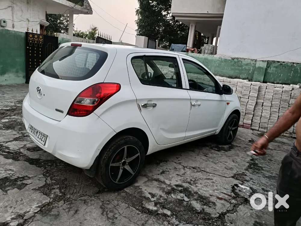 Hyundai I20 2011 Diesel 165000 Km Driven