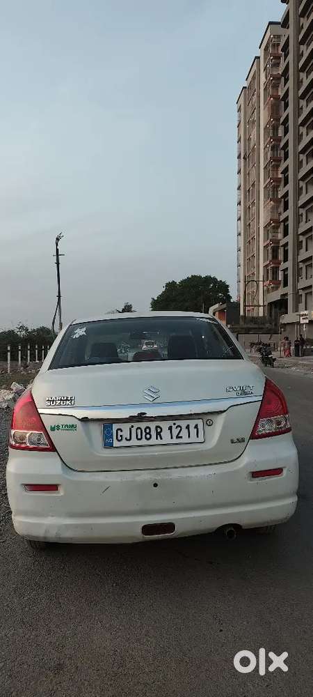 Maruti Suzuki Swift Desire Lxi 2010