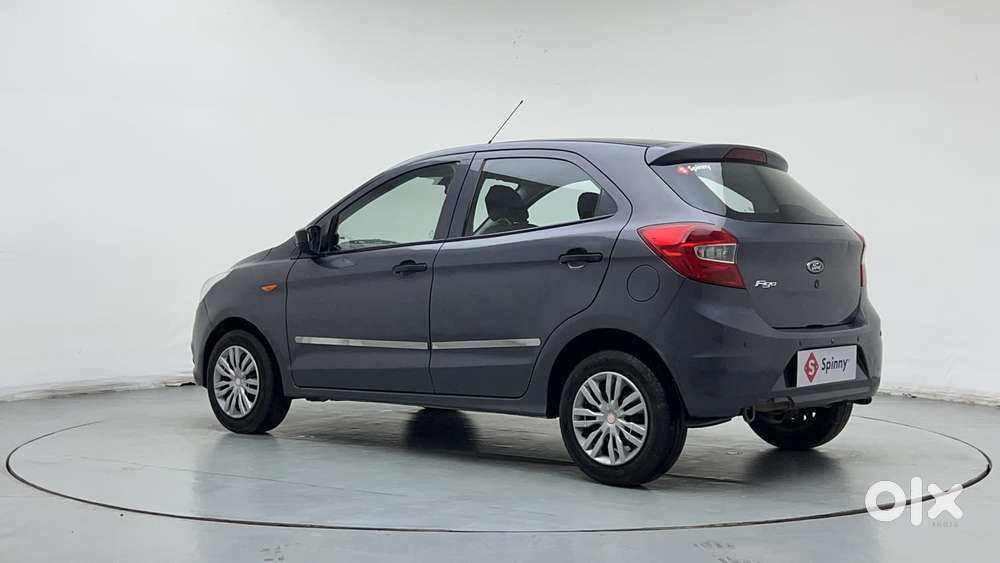 Ford Figo Ambiente, 2015, Petrol
