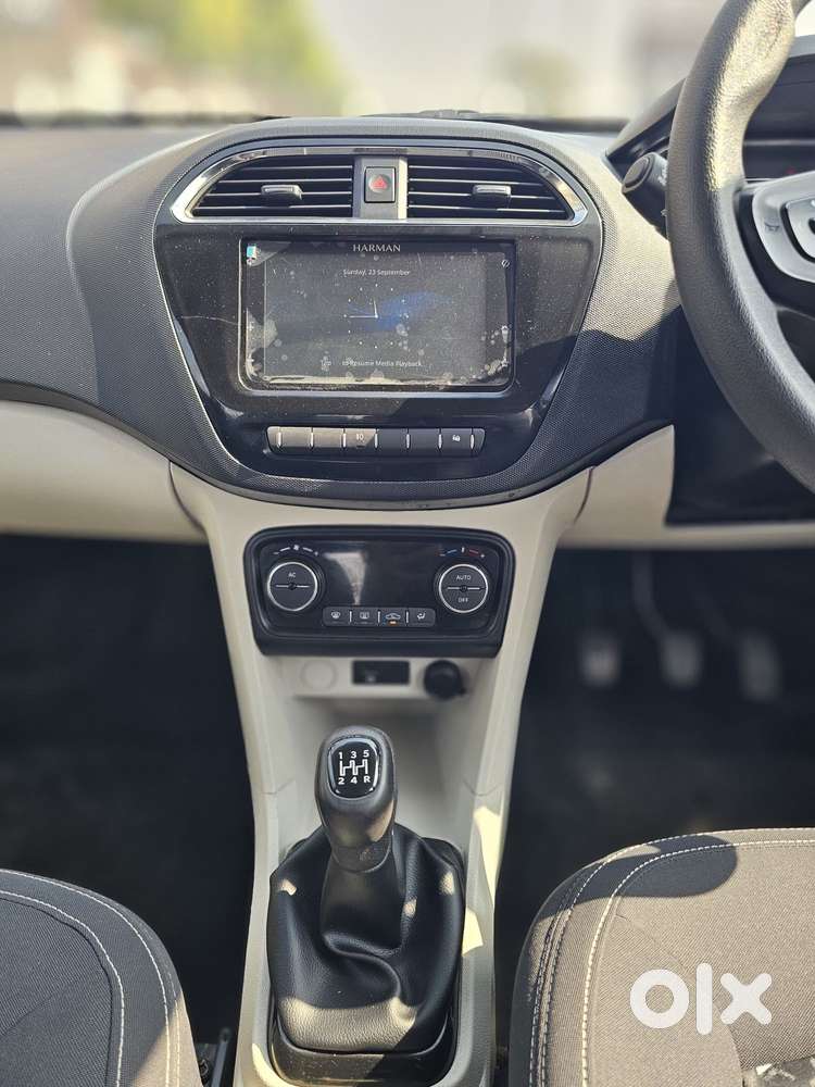 Tata Tiago Xz, 2023, Petrol