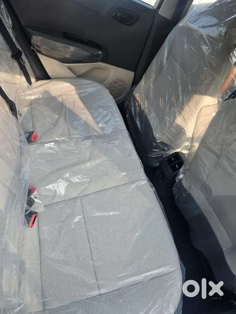Hyundai Aura Prime Sd Taxi - New Car