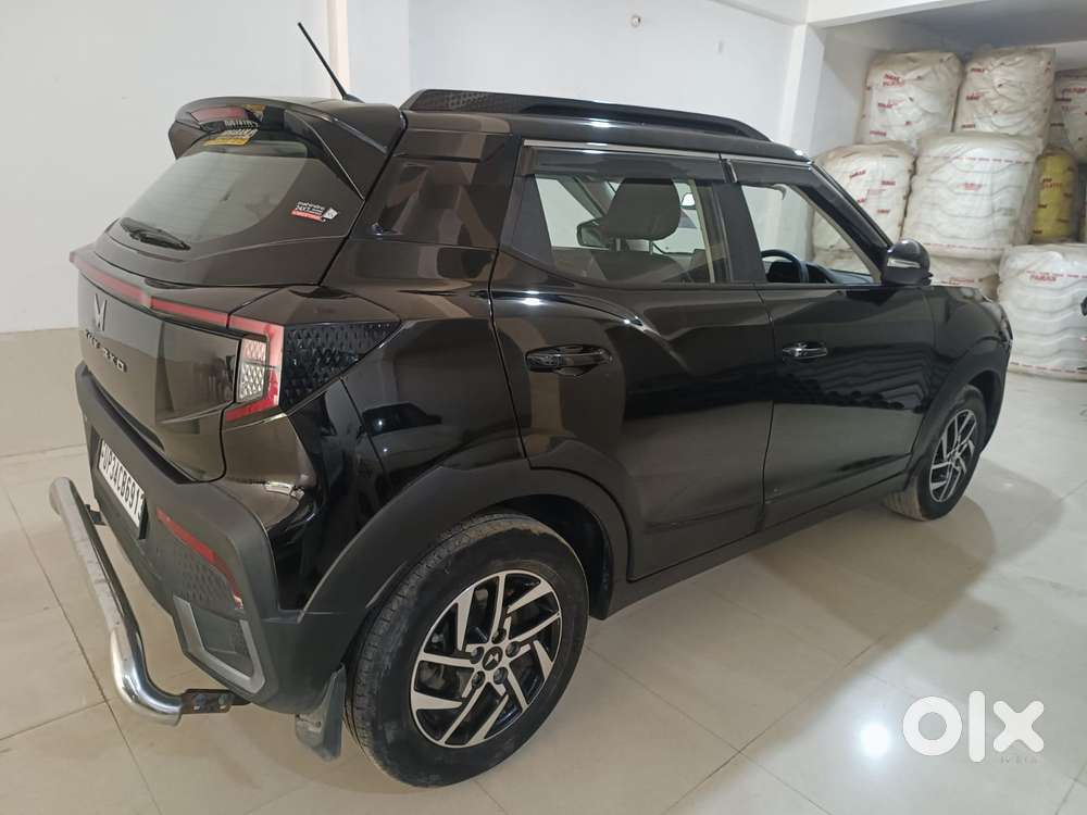 Mahindra Xuv 3xo Ax5 Ds Mt, 2025, Diesel