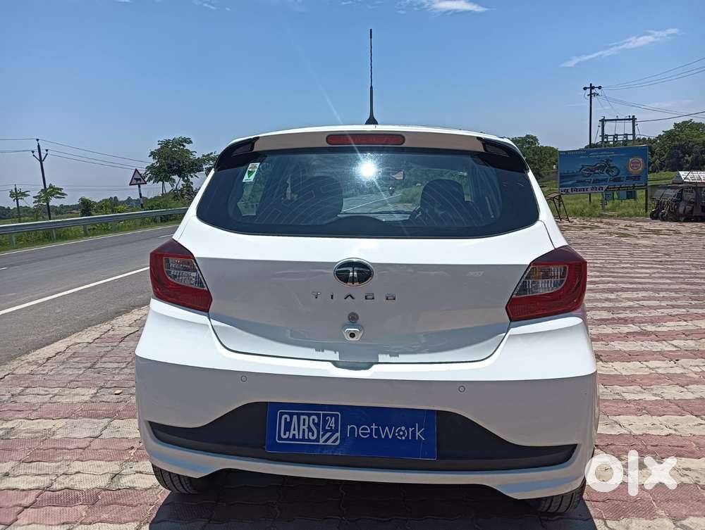 Tata Tiago 1.2 Revotron Xt (o), 2025, Petrol
