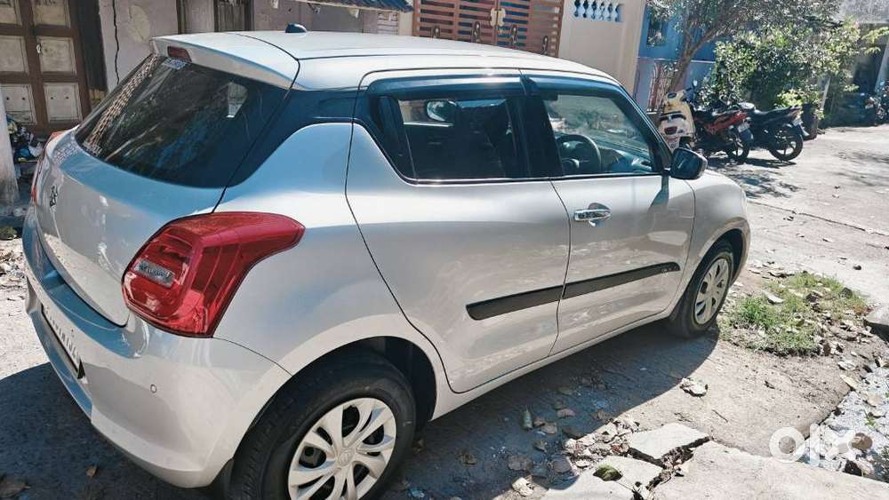 Maruti Suzuki Swift Vxi + Manual, 2020, Petrol