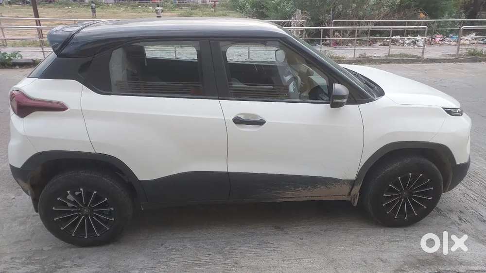 Tata Punch Petrol (may)2024