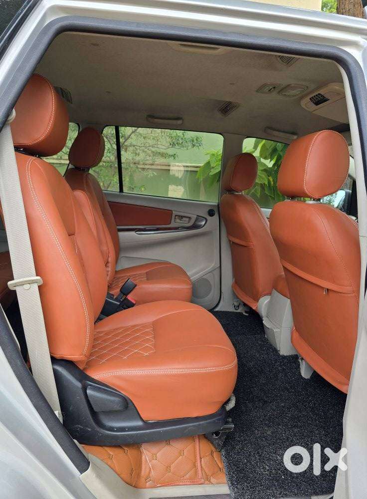 Toyota Innova 2.0 Gx 8 Str, 2011, Diesel