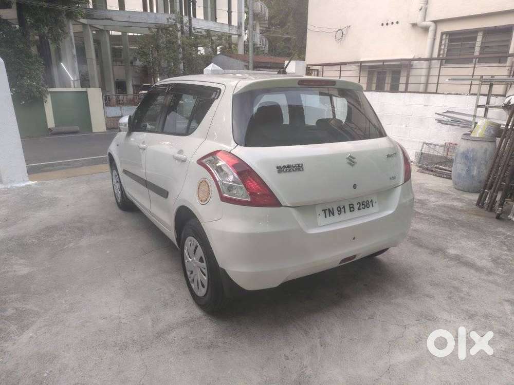 Maruti Suzuki Swift Vxi, 2016, Petrol