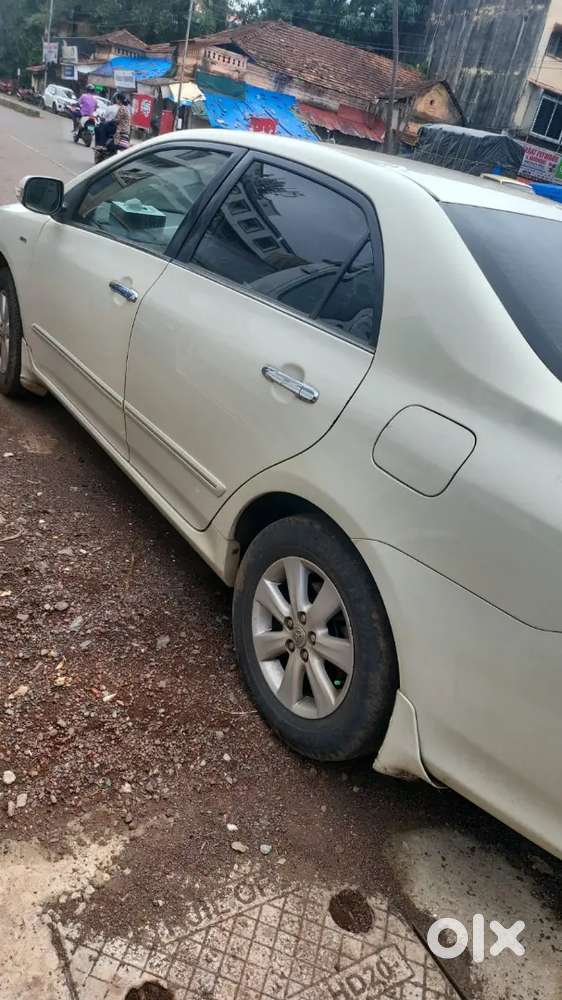 Toyota Corolla Altis 2010 Petrol