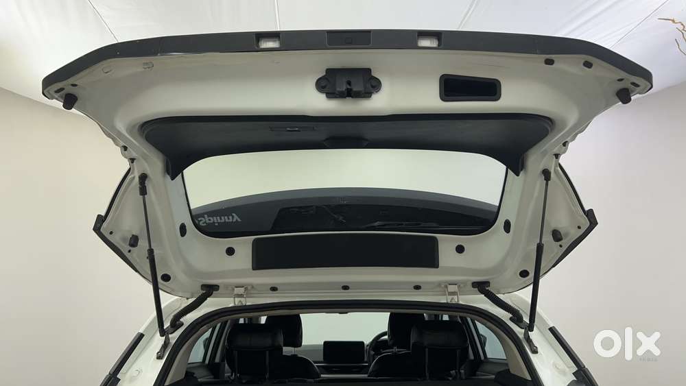 Tata Nexon Creative Plus S 1.2 Revotron Petrol 6 Amt, 2023, Petrol