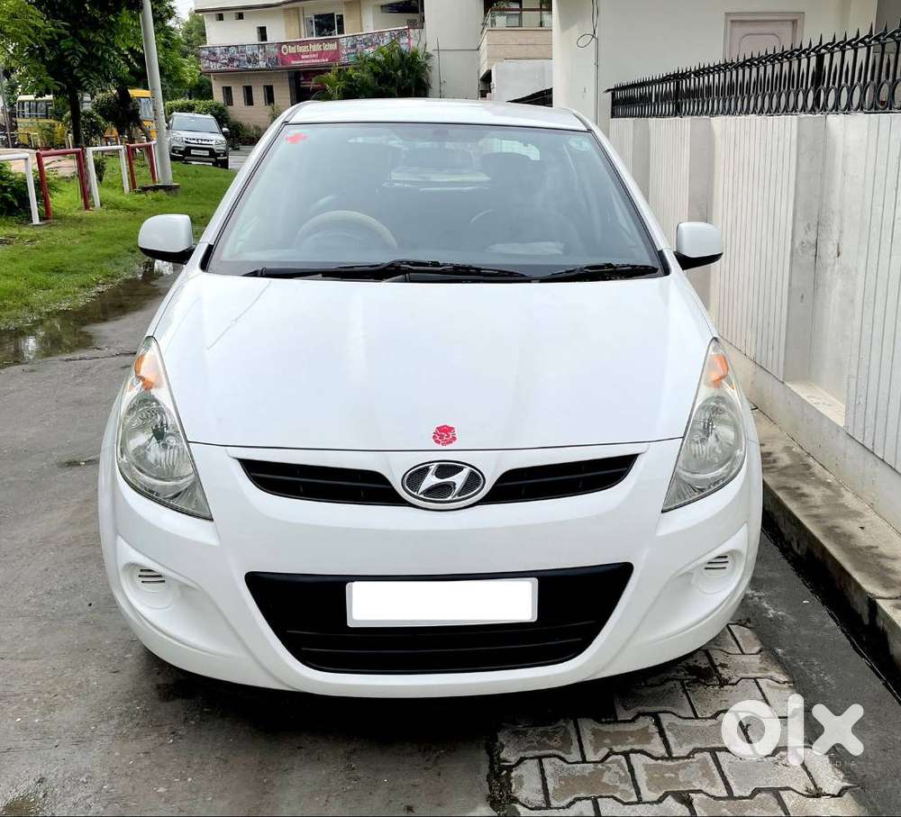 Hyundai I20 2011 Petrol Well Maintained