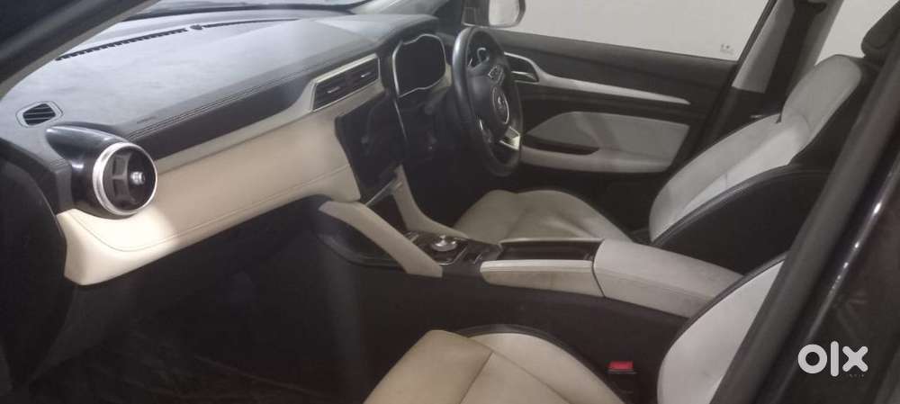 Mg Zs Ev Exclusive Iconic Ivory, 2023, Electric