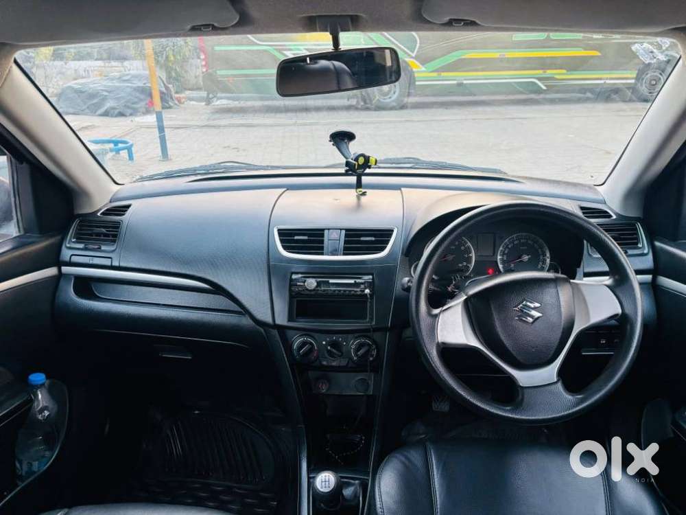 Maruti Suzuki Swift Vxi + Manual, 2012, Petrol