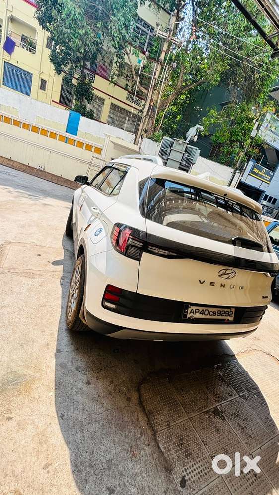 Hyundai Venue Turbo Dct 2024