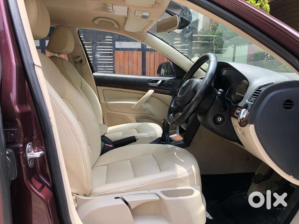 Skoda Laura Elegance 2.0 Tdi Cr Mt, 2013, Diesel