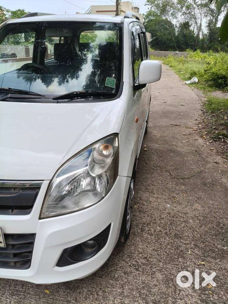 Maruti Suzuki Wagon R 1.0 Vxi (o), 2018, Petrol