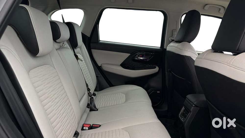Maruti Suzuki Victoris Zxi Plus (o) Petrol Manual, 2026, Petrol