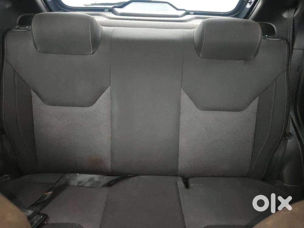 Ford Figo 2012-2015 Petrol Titanium, 2016, Petrol