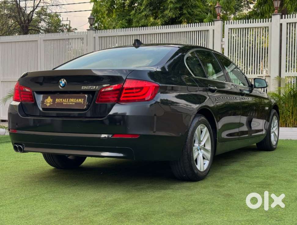 Bmw 5 Series 523i Sedan, 2012, Petrol