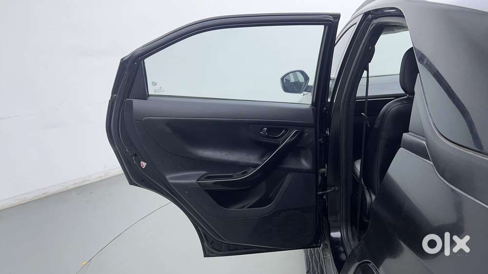 Tata Nexon 1.2 Revotron Xz Plus (o) Dark Edition, 2022, Petrol