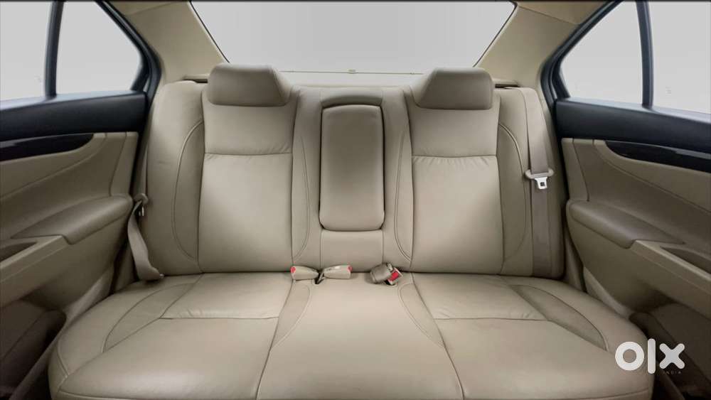 Maruti Suzuki Ciaz Zxi, 2015, Petrol