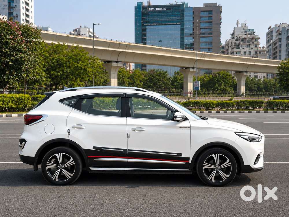 Mg Astor 1.5 Savvy Cvt S Red, 2022, Petrol