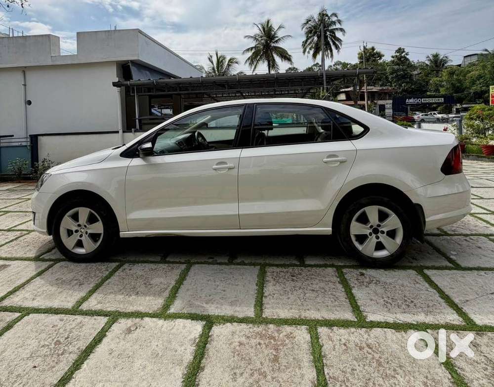 Skoda Rapid 1.0 Tsi Ambition, 2021, Petrol