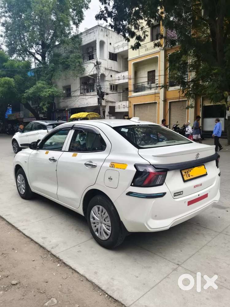 Maruti Suzuki Dzire 1.2 Vxi Cng, 2025, Cng & Hybrids