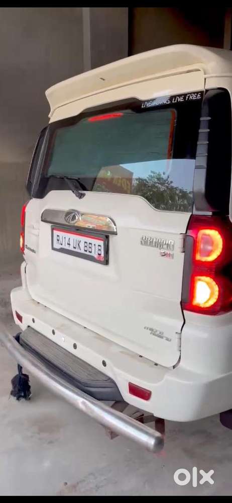 Mahindra Scorpio 2017 Diesel Well Maintained