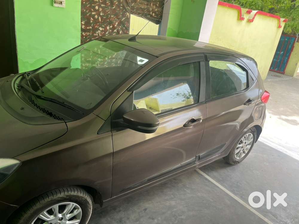 Tata Tiago 2018 Variant Xz
